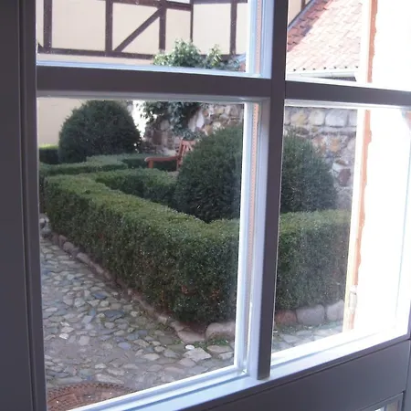 Munzenberg 53 *